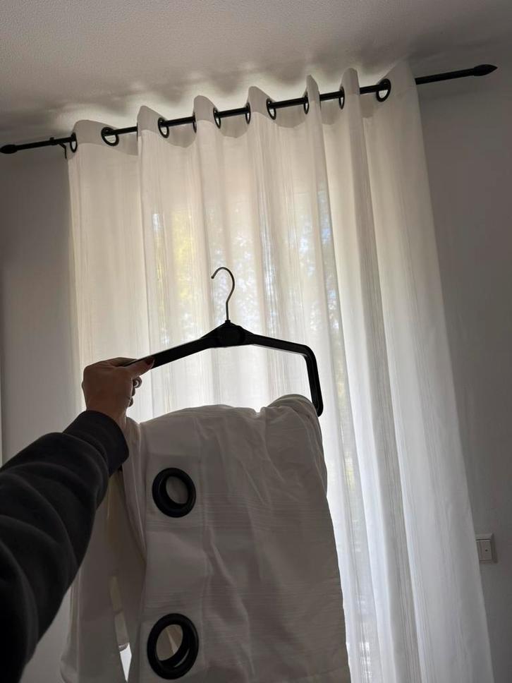 Witte gordijnen (2 delig inbetween), Huis en Inrichting, Stoffering | Gordijnen en Lamellen, Zo goed als nieuw, 200 cm of meer