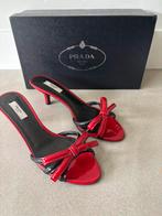 Prada rood zwarte lakleren muiltjes 36,5, Ophalen of Verzenden, Zo goed als nieuw, Rood, Sandalen of Muiltjes