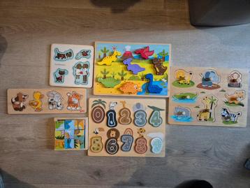Diverse houten puzzels - dieren, cijfers beschikbaar voor biedingen