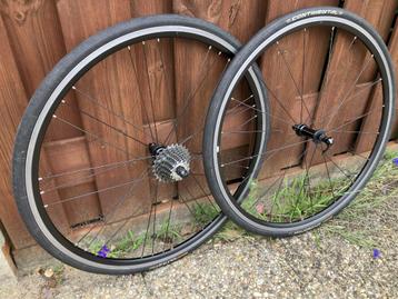 Wielset Campagnolo 10 speed beschikbaar voor biedingen