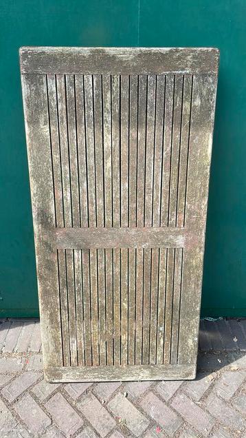 Hard houten tuintafel maat 140 x 70 cm beschikbaar voor biedingen