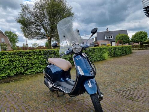 Vespa Primavera recentelijk grote beurt gehad, Fietsen en Brommers, Brommers | Vespa, Gebruikt, Overige modellen, Maximaal 45 km/u