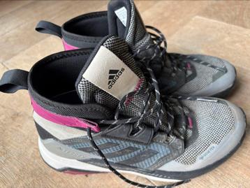 Adidas Terrex Trailmaker mid GTX wandelschoen maat 40 2/3 beschikbaar voor biedingen