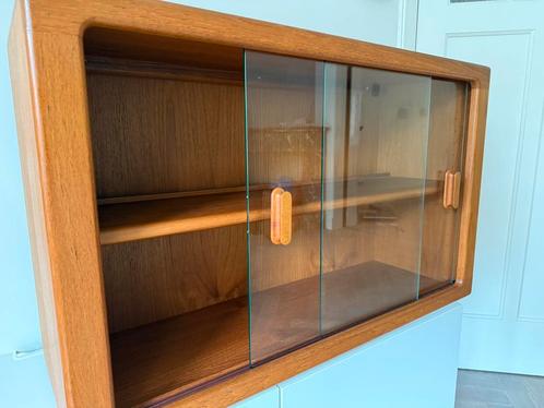 Vitrinekast van Møbelfabrik Silkeborg Teak hout, Huis en Inrichting, Kasten | Vitrinekasten, Gebruikt, Minder dan 100 cm, 50 tot 100 cm