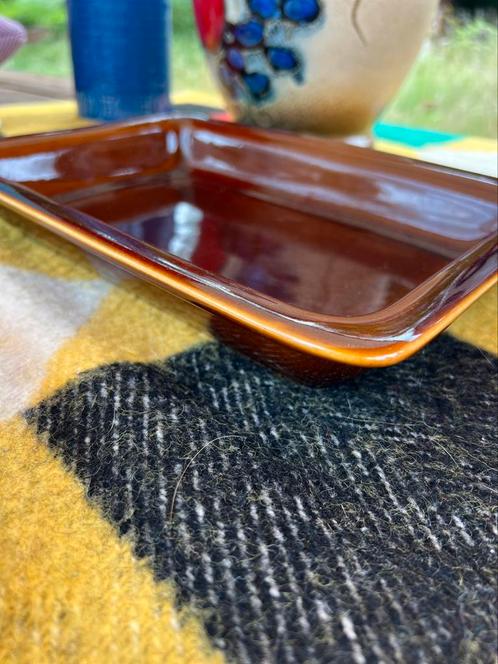 Vintage bruine (oven) schaal, Antiek en Kunst, Antiek | Schalen, Verzenden