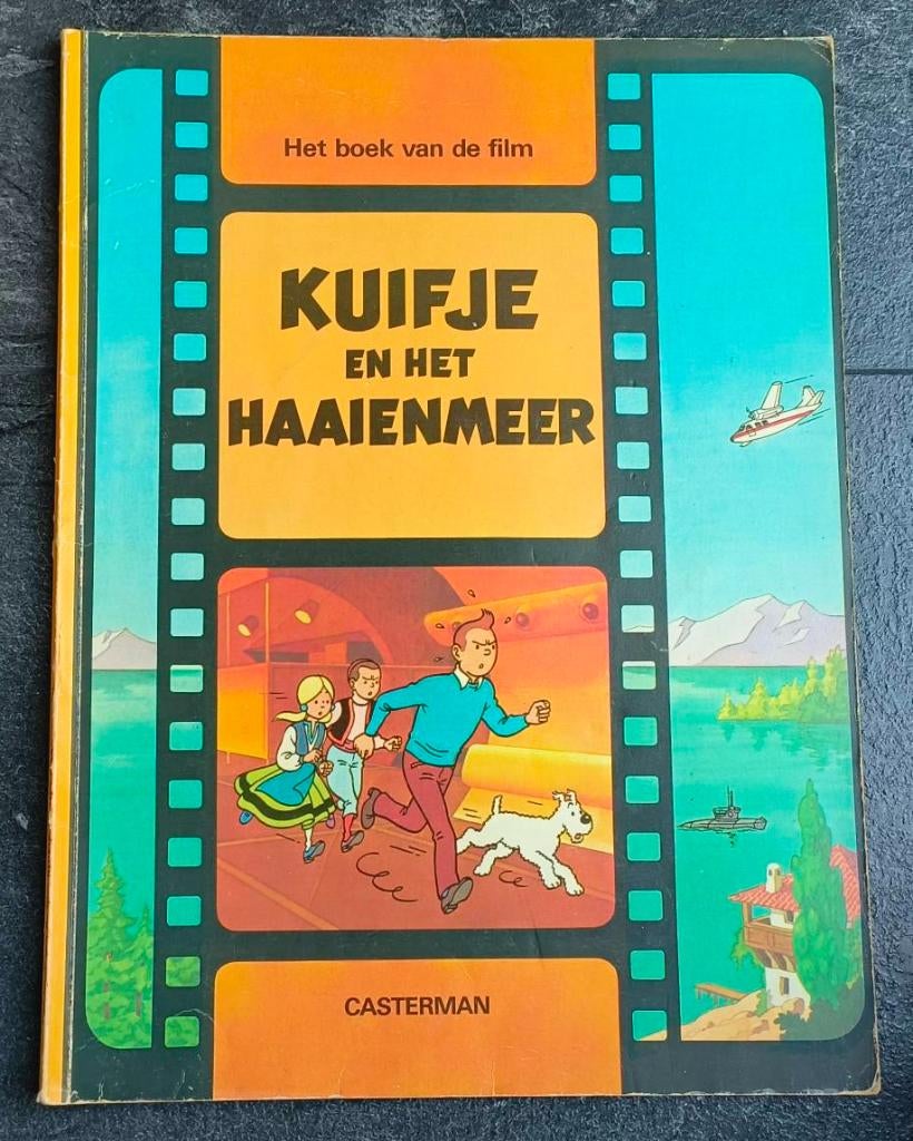 Kuifje en het haaienmeer , boek van de film, Eén stripboek, Ophalen of Verzenden, Zo goed als nieuw, Hergé