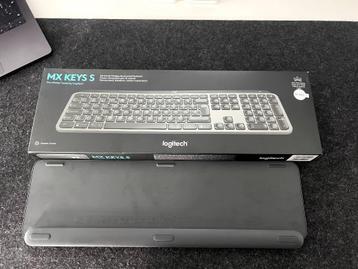 Logitech MX Keys S Grafiet Qwerty beschikbaar voor biedingen