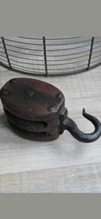 Prachtige antieke houten met stalen dubbele scheepskatrol, Ophalen of Verzenden