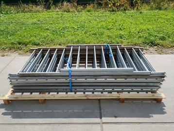26 Meter Gebruikt Spijlenhekwerk 100cm Hoog Verzinkt beschikbaar voor biedingen