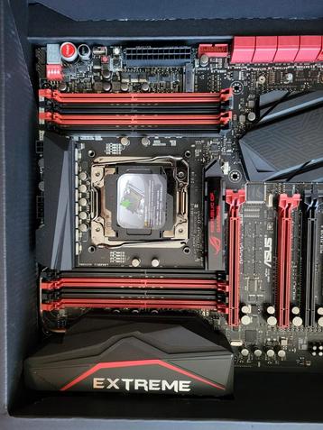 Asus Rampage V Extreme, socket 2011-3 beschikbaar voor biedingen
