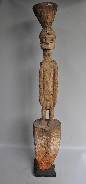 Groot Fon fetish beschermingsbeeld, bocio, Benin, midden 20e beschikbaar voor biedingen