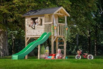 Houten speelhuisje geïmpregneerd vurenhout met dakleer beschikbaar voor biedingen