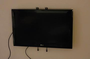 LG 26LE3300 tv te koop. beschikbaar voor biedingen