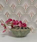 Vaas Des Pots model Lotus, Aardewerk of Porselein, Ophalen of Verzenden, Zo goed als nieuw, Minder dan 50 cm