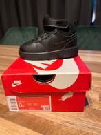 Nike Court Borough Mid 2 (TDV) - Maat 22 Nieuw, Kinderen en Baby's, Kinderkleding | Schoenen en Sokken, Ophalen of Verzenden, Nieuw