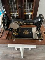 Gritzner antieke handnaaimachine met houten kast, Antiek en Kunst, Ophalen of Verzenden