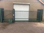 Te koop vrijdragende elektrische schuifpoort 5x2 meter hek, Met poort, Gebruikt, IJzer, Spijlenhekwerk
