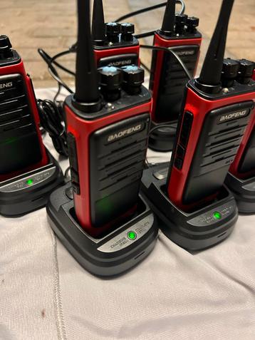Set van 6 Baofeng Portofoons beschikbaar voor biedingen