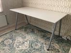 Ikea bureau, Huis en Inrichting, Bureaus, Ophalen, In hoogte verstelbaar, Gebruikt, Bureau