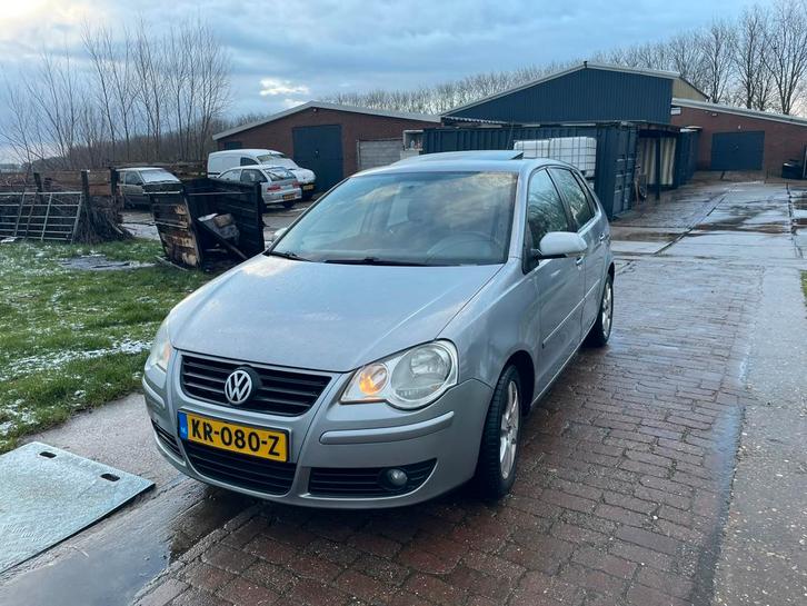Vw polo 1.2 Cross 47kw airco, Auto's, Bestelauto's, Bedrijf, ABS, Airbags, Airconditioning, Alarm, Bluetooth, Bochtverlichting