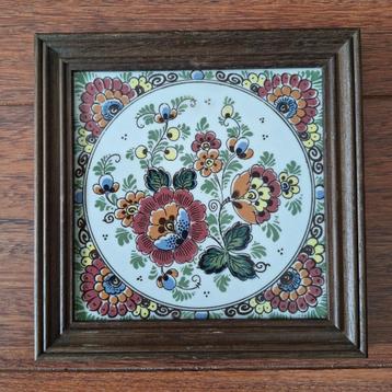 Ingelijste gekleurde tegel 15 x 15 cm bloemen beschikbaar voor biedingen