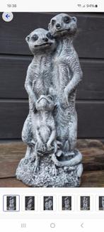 Stokstaartje trio, Pa Ma en kind, Ophalen, Nieuw, Beton, Dierenbeeld