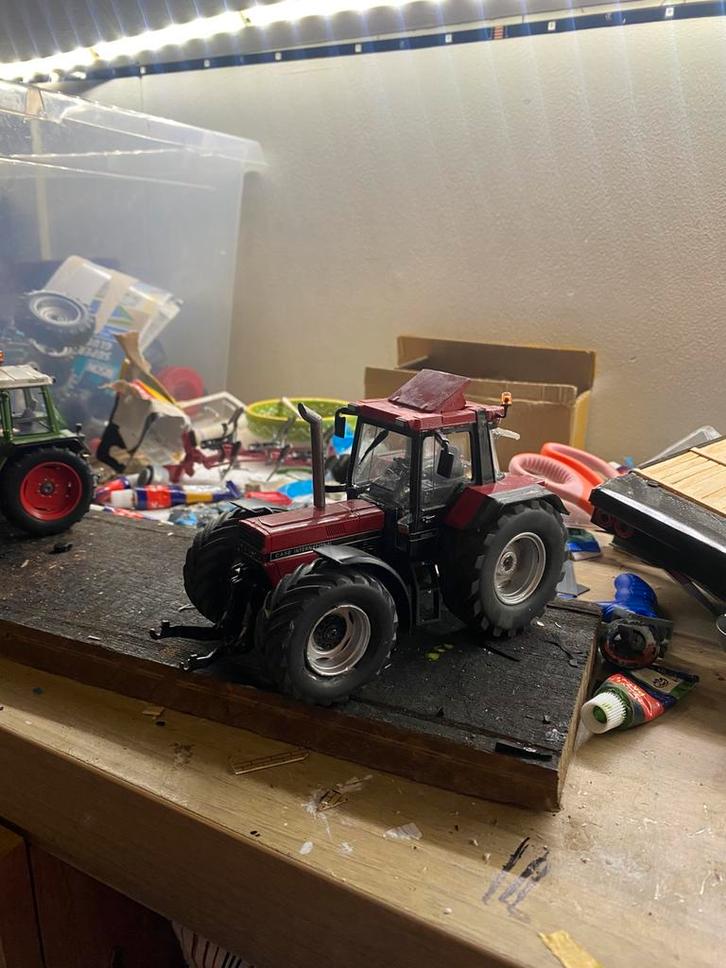 Case international 1056, Hobby en Vrije tijd, Modelbouw | Radiografisch | Auto's, Zo goed als nieuw, Onderdeel, Overige schalen