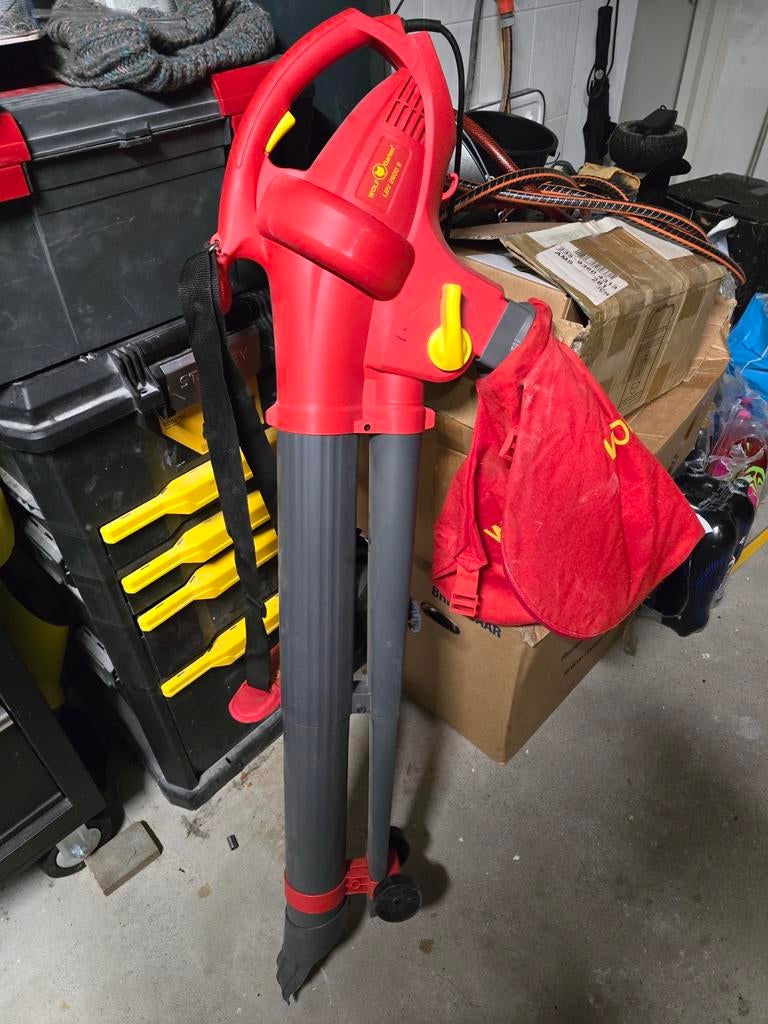 Wolf Garden LBV 2600E Bladblazer/Zuiger, Ophalen, Met opvangzak, Handgedragen, Zo goed als nieuw