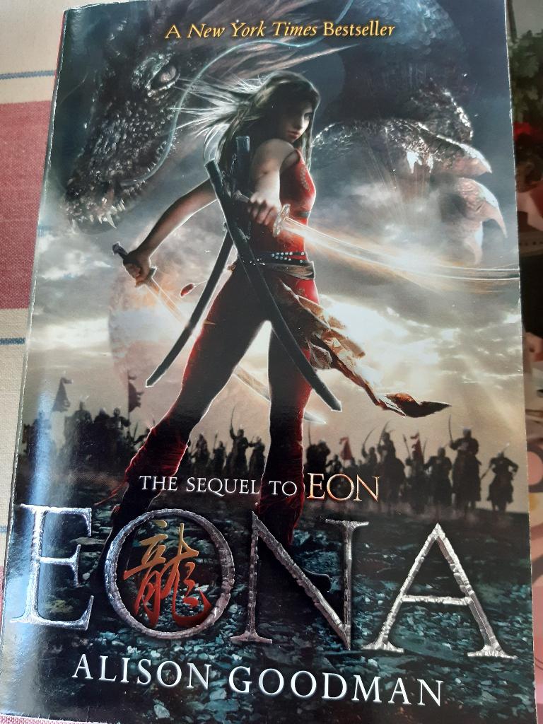 Alison Goodman:Eona.Engels 9780552572163., Ophalen, Gelezen, Alison Goodman