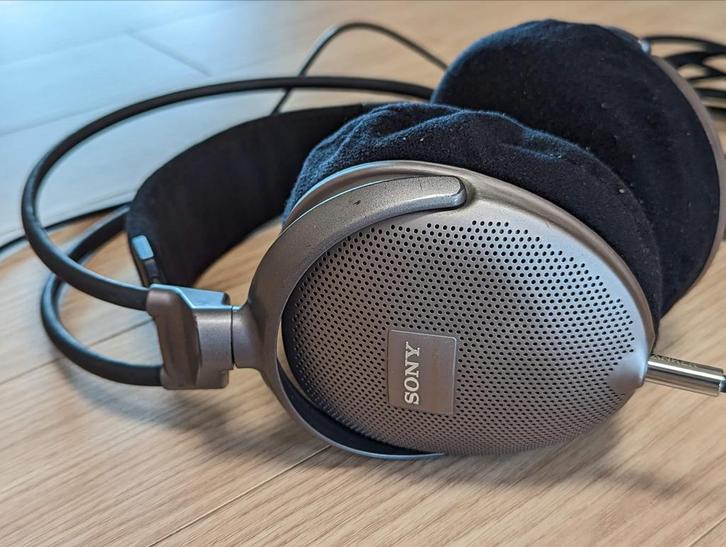 Sony MDR-CD2000 - Zo goed als nieuw!, Audio, Tv en Foto, Koptelefoons, Zo goed als nieuw, Over oor (circumaural), Sony, Ophalen