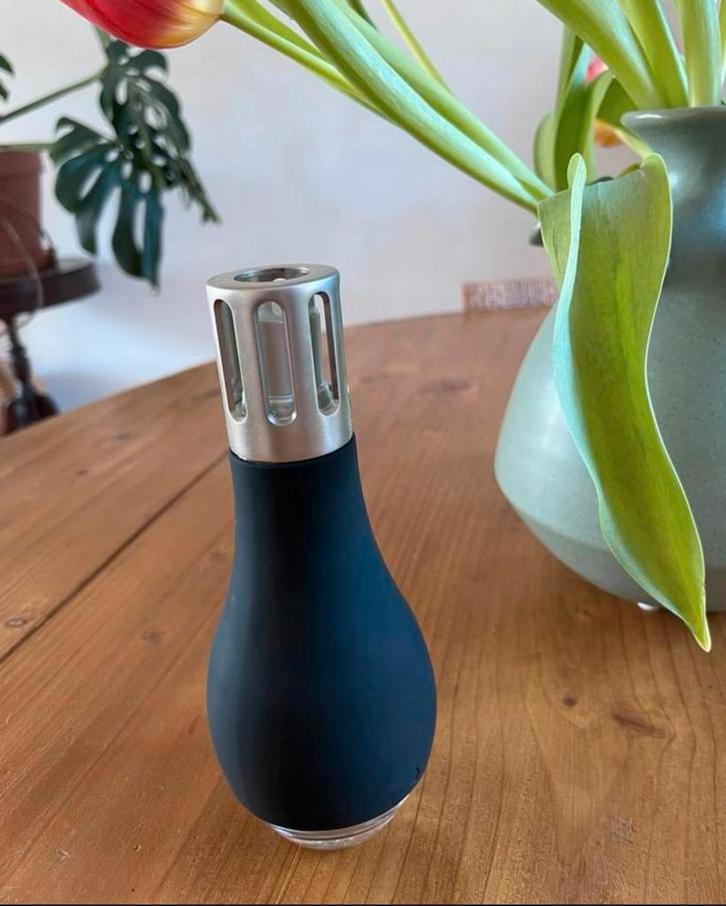 Lampe Berger brander, Huis en Inrichting, Woonaccessoires | Vazen, Zo goed als nieuw, Minder dan 50 cm, Glas, Ophalen of Verzenden