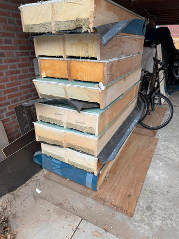 +- 150 cm lang en 24 cm hoog metisolatie plaaten  gipsplaat beschikbaar voor biedingen