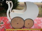 Kinderfeeds houten popenwagen, Kinderen en Baby's, Speelgoed | Houten speelgoed, Ophalen of Verzenden, Gebruikt, Duw- of Trekspeelgoed
