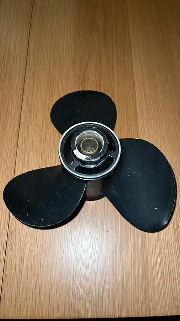 Suzuki 60pk propellor beschikbaar voor biedingen
