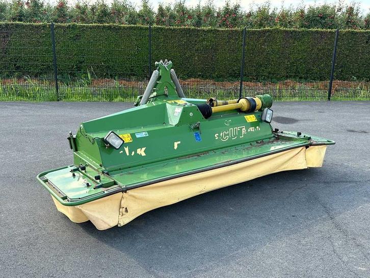 2011 Krone Easy cut 32 CV F Maaimachine, Zakelijke goederen, Agrarisch | Werktuigen, Overige, Oogstmachine