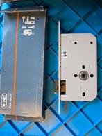 10 stuks nieuw Nemef Assa Abloy sluitwerk, Ophalen of Verzenden, Nieuw, Slot