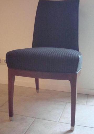 Eetkamertafel stoelen 4 stuks beschikbaar voor biedingen