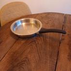 Zeer goede en nette AMC koekepan 20cm., Ophalen, Zo goed als nieuw, Rvs, Keramische plaat