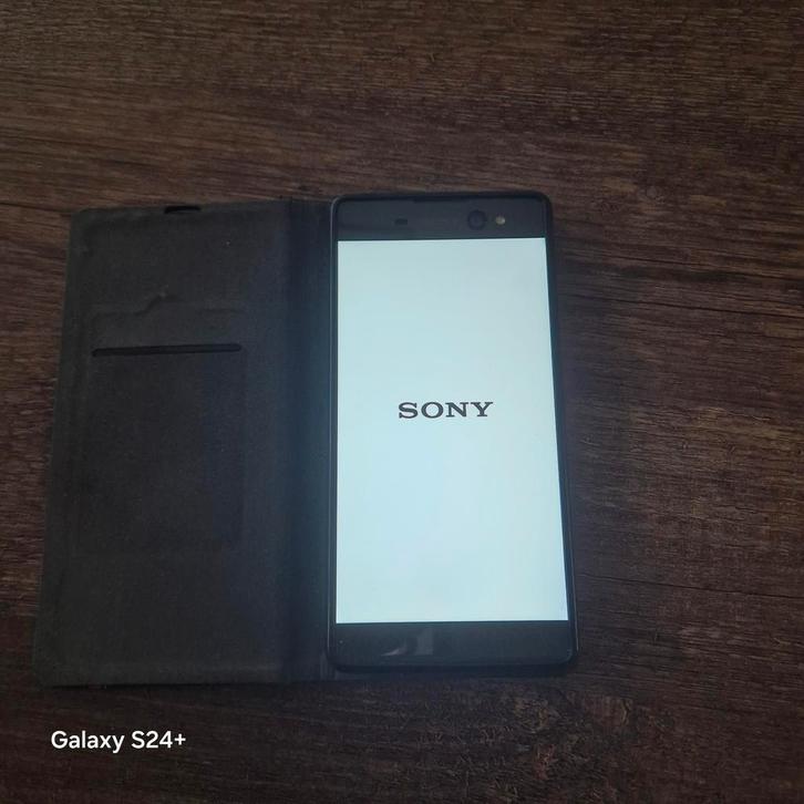 Sony XPERIA mobile telefoon te koop, Telecommunicatie, Mobiele telefoons | Sony, Zo goed als nieuw, Zwart, Ophalen of Verzenden
