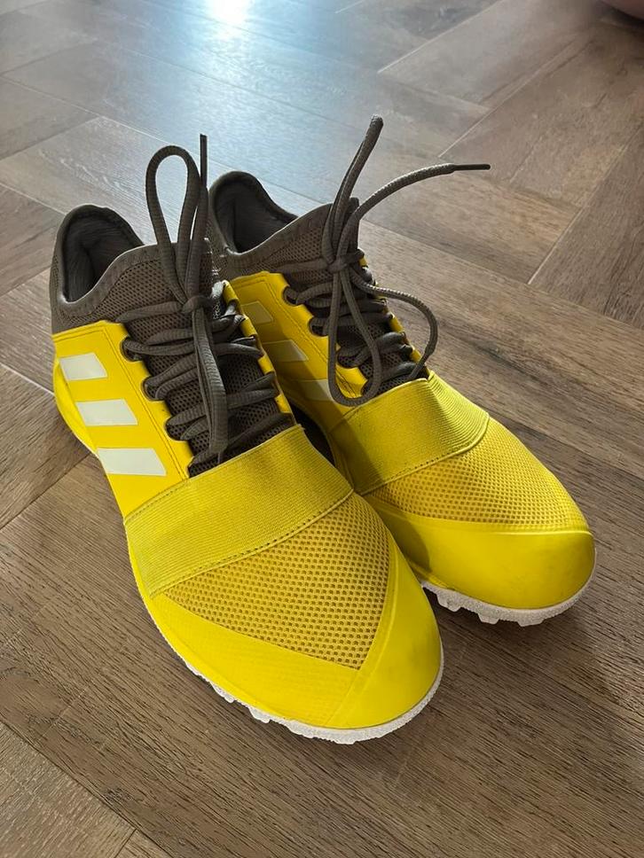 Adidas Divox hockeyschoenen (korfbal) maat 44 2/3, Sport en Fitness, Hockey, Zo goed als nieuw, Schoenen, Ophalen of Verzenden