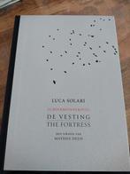 Mathijs Deen - De Vesting / The Fortress, Ophalen of Verzenden, Zo goed als nieuw, Mathijs Deen; Luca Solari