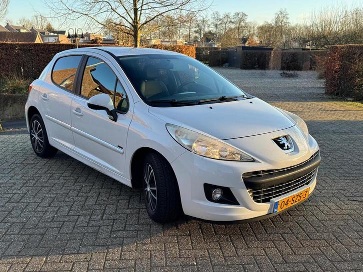 Peugeot 207 1.4 VTI 16V 5DRS 2012 Wit, Auto's, Peugeot, Particulier, Benzine, C, Hatchback, Handgeschakeld, Origineel Nederlands