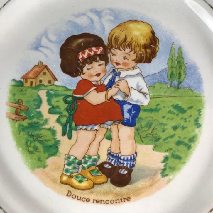 Kinderbordje K & G Lunéville demi porcelaine, Antiek en Kunst, Antiek | Servies los, Ophalen of Verzenden