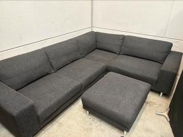 Zwarte bruine hoekbank met hocker - Gereinigd!!!