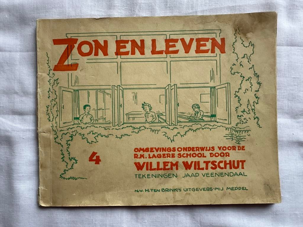 Vintage schoolboekje prentenboekje Zon en Leven uit 1942, Ophalen of Verzenden