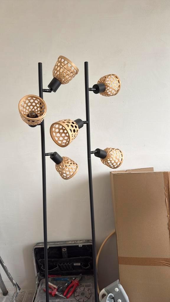 2 mooie staande lampen, Huis en Inrichting, Woonaccessoires | Kapstokken, Zo goed als nieuw, 150 tot 200 cm, Ophalen