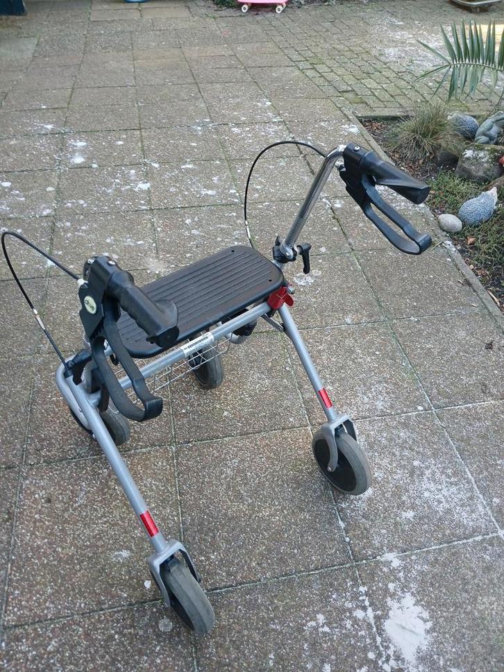 Rollator, stevig, inklapbaar, Koopje, Diversen, Rollators, Ophalen