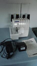 Lewenstein 700de  Multilockmachine zgan, Hobby en Vrije tijd, Naaimachines en Toebehoren, Ophalen of Verzenden, Zo goed als nieuw