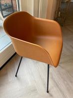 Muuto stoel okergele Fiber Armchair / tube base, Huis en Inrichting, Stoelen, Ophalen, Gebruikt, Eén