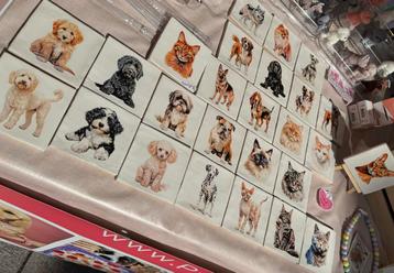 Tegeltjes met Honden en Katten beschikbaar voor biedingen